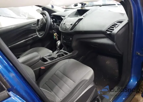 2019 Ford Escape S z USA, uszkodzony, nr VIN 1FMCU0F74KUB50545